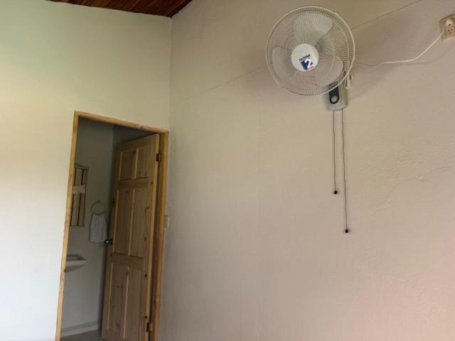 Alpha Arenal Hostel La Fortuna Luaran gambar